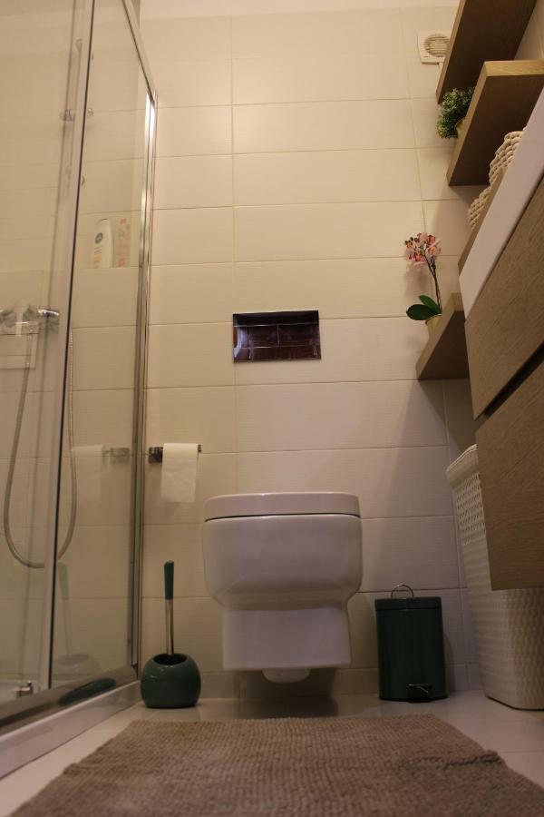 Portoshelter Apartman Kültér fotó